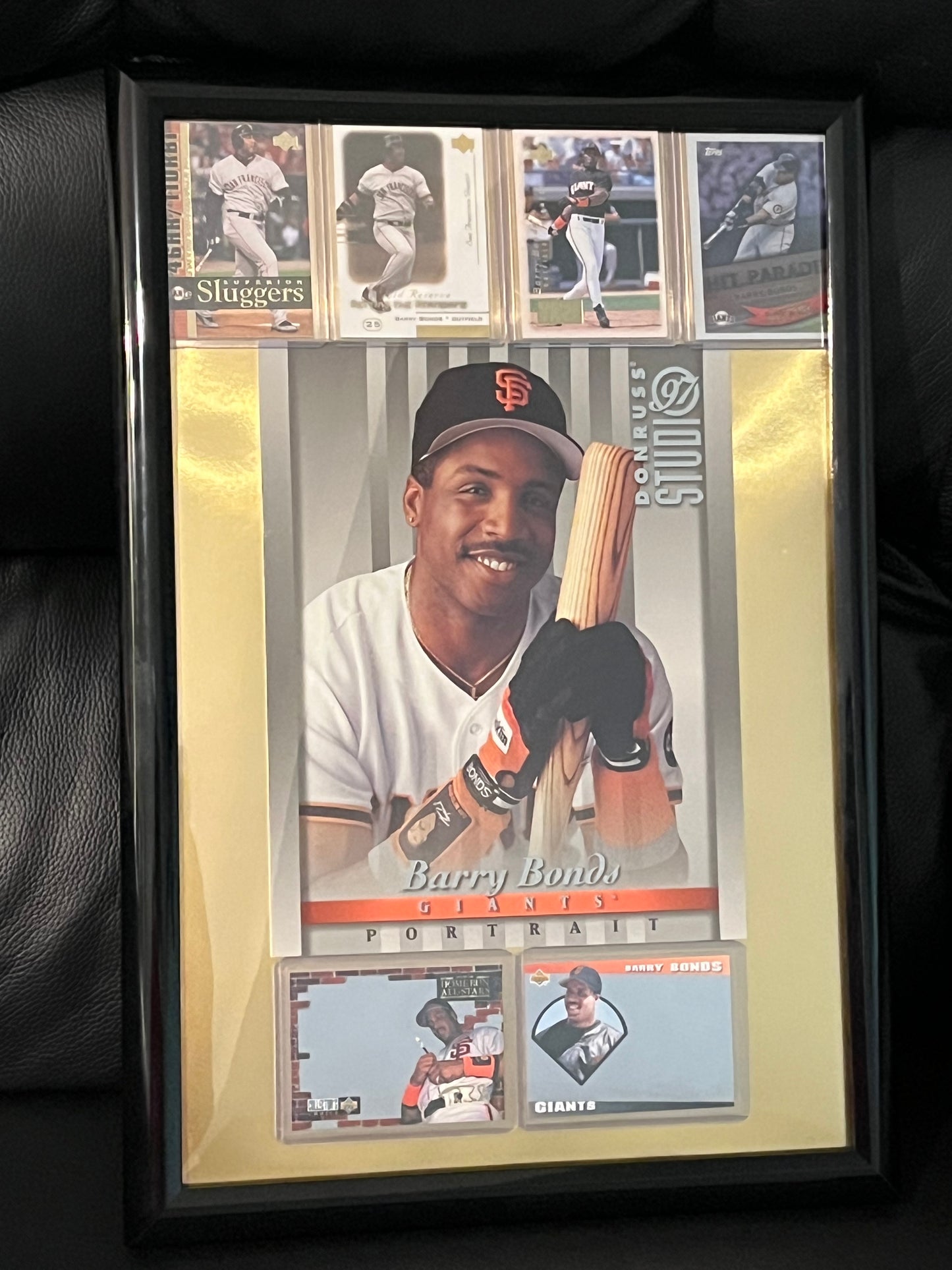 Barry Bonds Framed Sports Portrait with Trading Cards